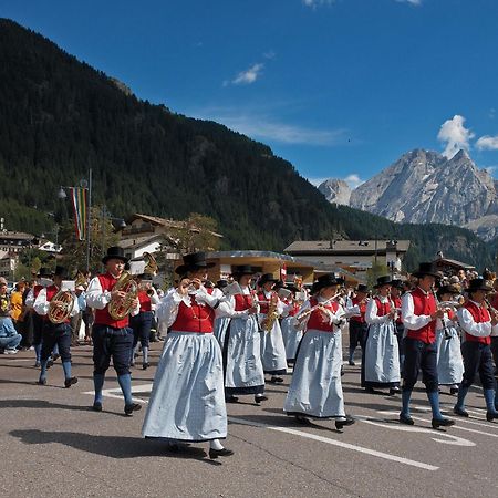 Hotel Grohmann Campitello di Fassa Kültér fotó